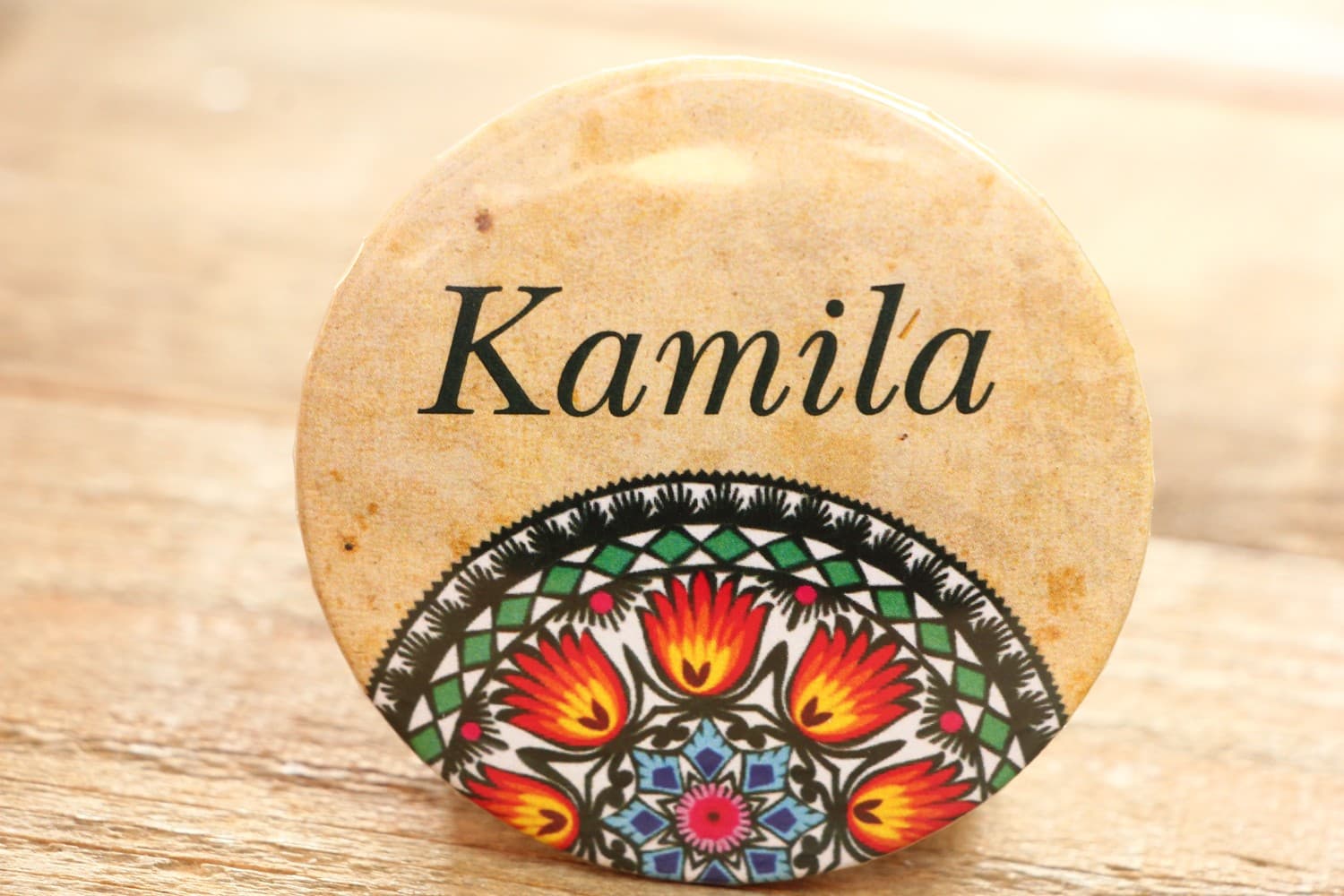 Winietki Ślubne Folk nr 1 – Personalizowane Przypinki w Stylu Łowickim