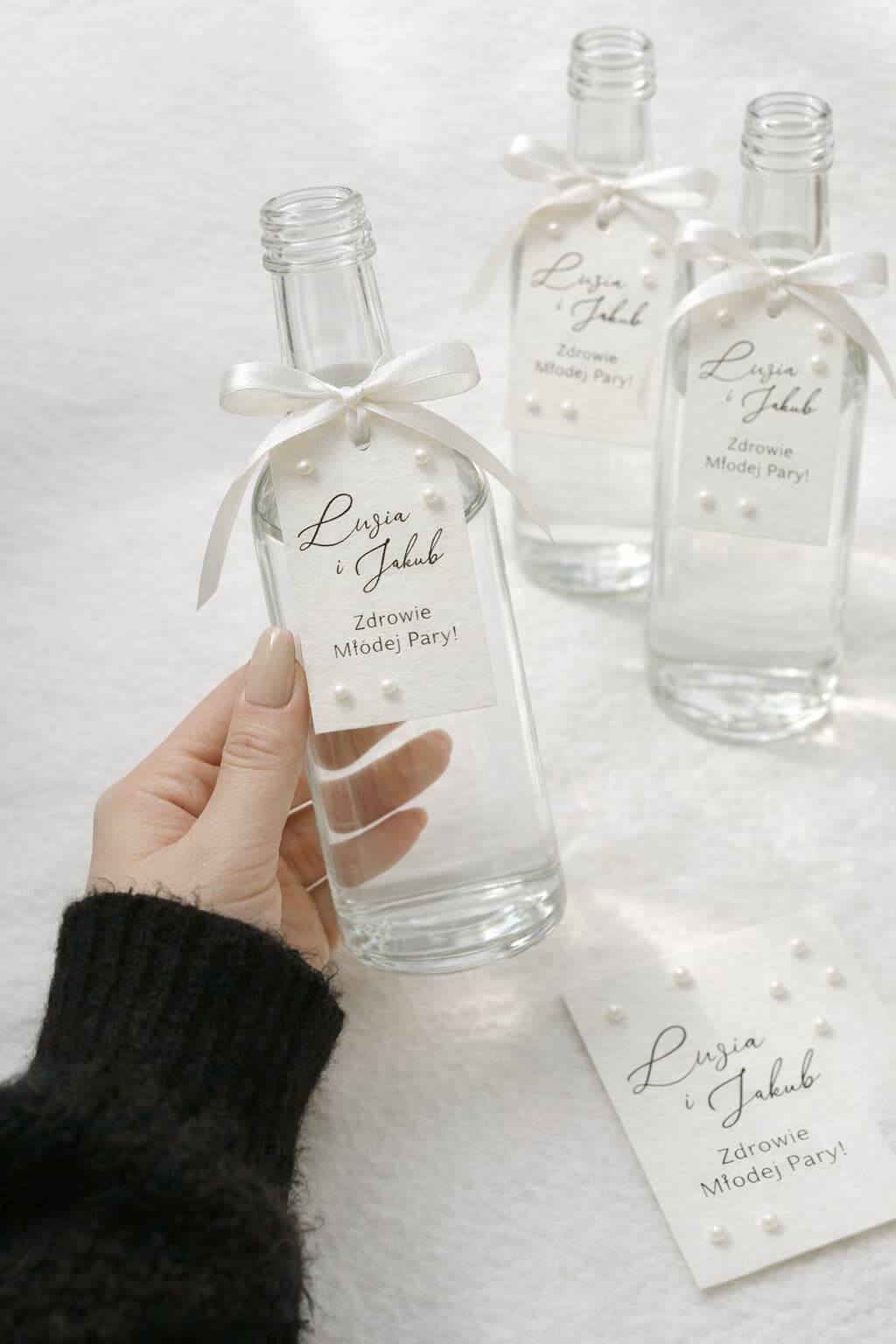 Cartellini per bottiglie con applicazioni di perle – Perle n. 1 Bianco Classico