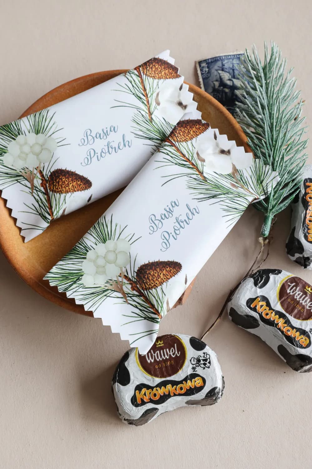 Detalles para invitados bombones con motivo de piñas de invierno y algodón Korani nº 8