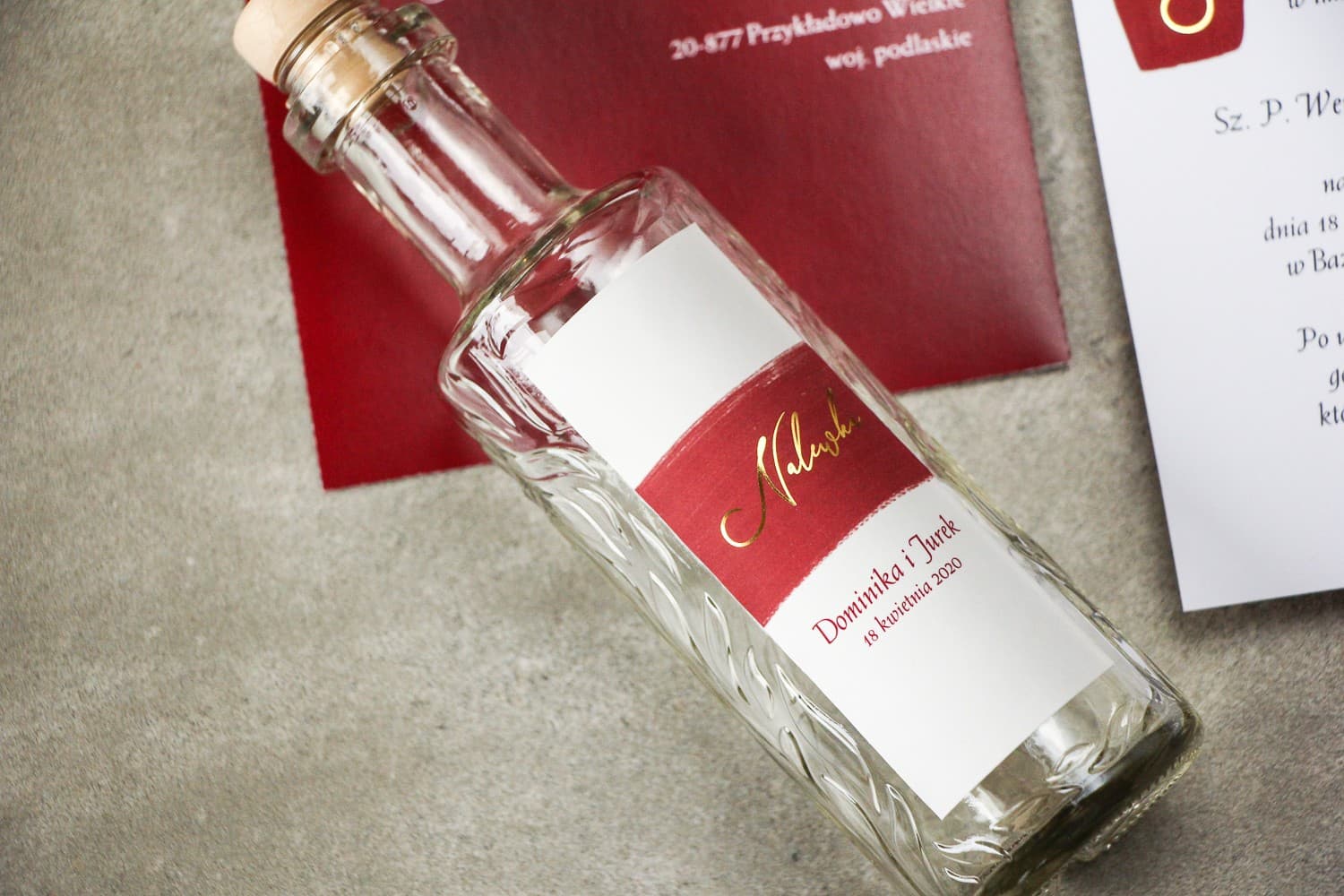 Botellitas para licores de boda con diseño burdeos y letras doradas | Detalles para Invitados | Verte n.º 1