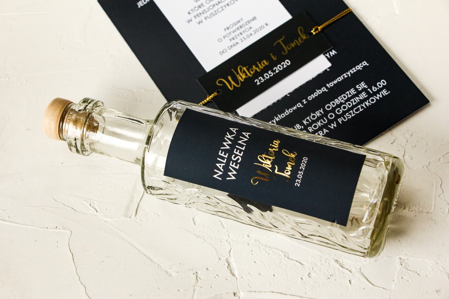 Botellitas para Licores Azul Marino Doradas | Detalles para Invitados Glamour | Emerald n.º 1