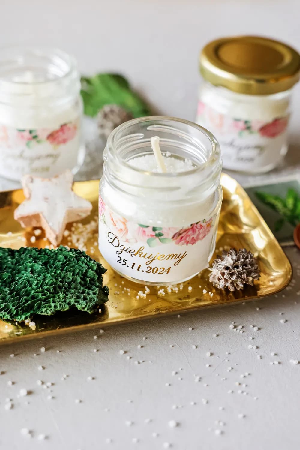 Bougie au soja Rubin n° 9 motif roses Bougie romantique pour invités de mariage avec fleurs roses et feuilles vertes