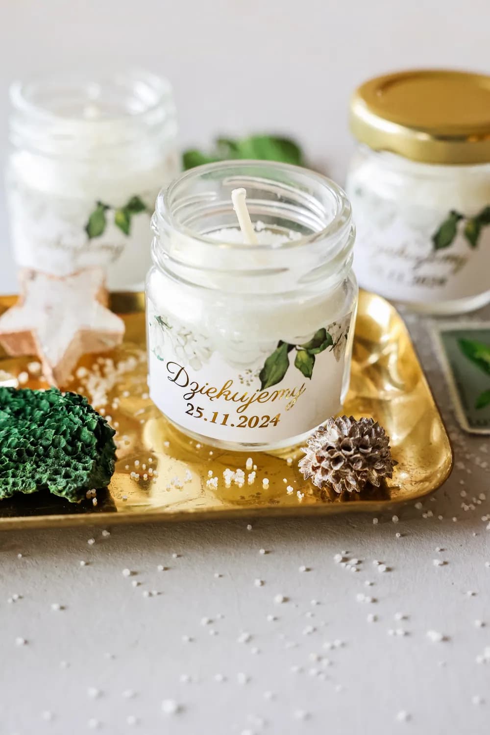 Bougie de mariage style greenery Bougie naturelle cadeau de mariage avec feuillage délicat et accents dorés