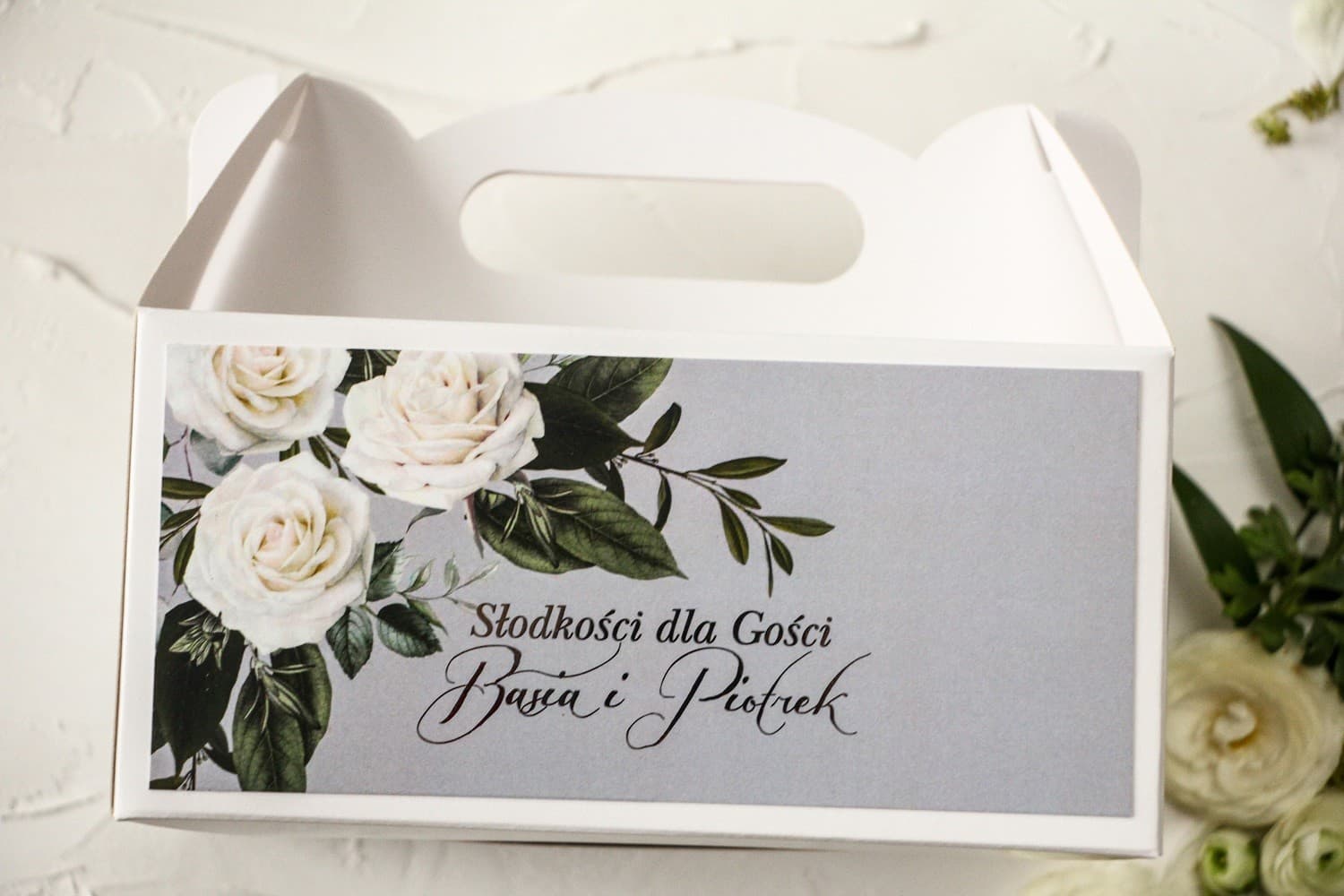 Caja para tarta de bodas glamour con detalles plateados y rosa blanca | Elegante embalaje para dulces | Pastelowe Nr 2