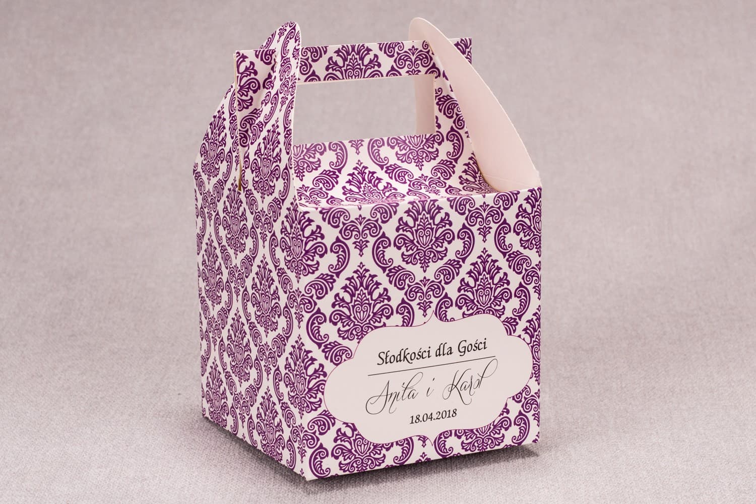 Cajas para Tarta de Boda Ornamentos Violetas | Embalaje Elegante para Invitados | Madras n.º 8