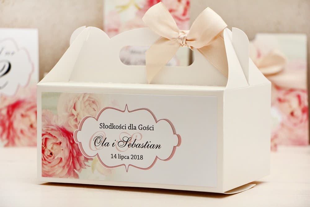 Elegante Caja para Tarta de Boda con Peonías y Asa, Personalizada | Envases para Invitados | Felicja n.º 2