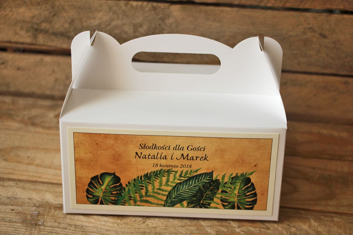 Cajas para Tarta de Boda con Helecho Greenery | Embalaje para Invitados con Personalización | Karmelowe nº 5