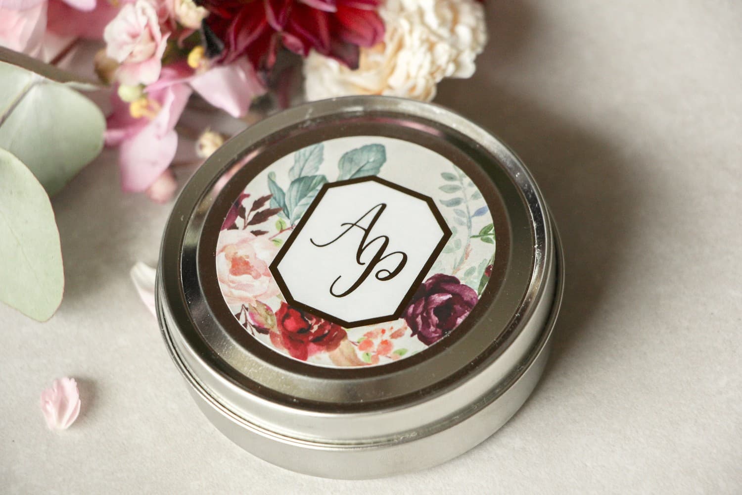 Candele rotonde - bomboniere per ospiti nuziali in stile glamour - Lotus n. 5 Candele rotonde - bomboniere per ospiti nuziali in stile glamour - Lotus n. 5