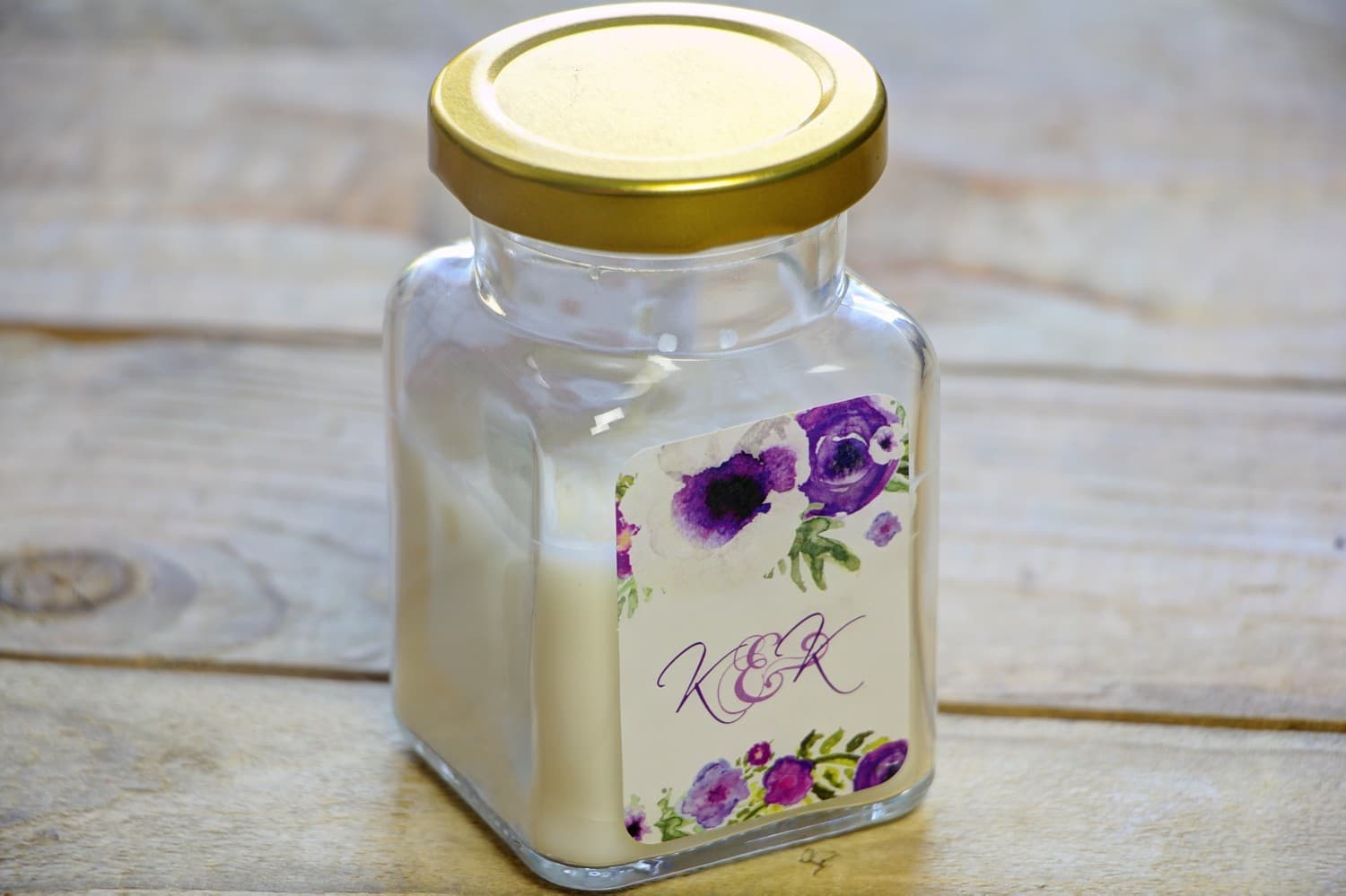 Candela di Soia Acquerelli n. 11 – Ringraziamento per gli Ospiti con Fiori Viola