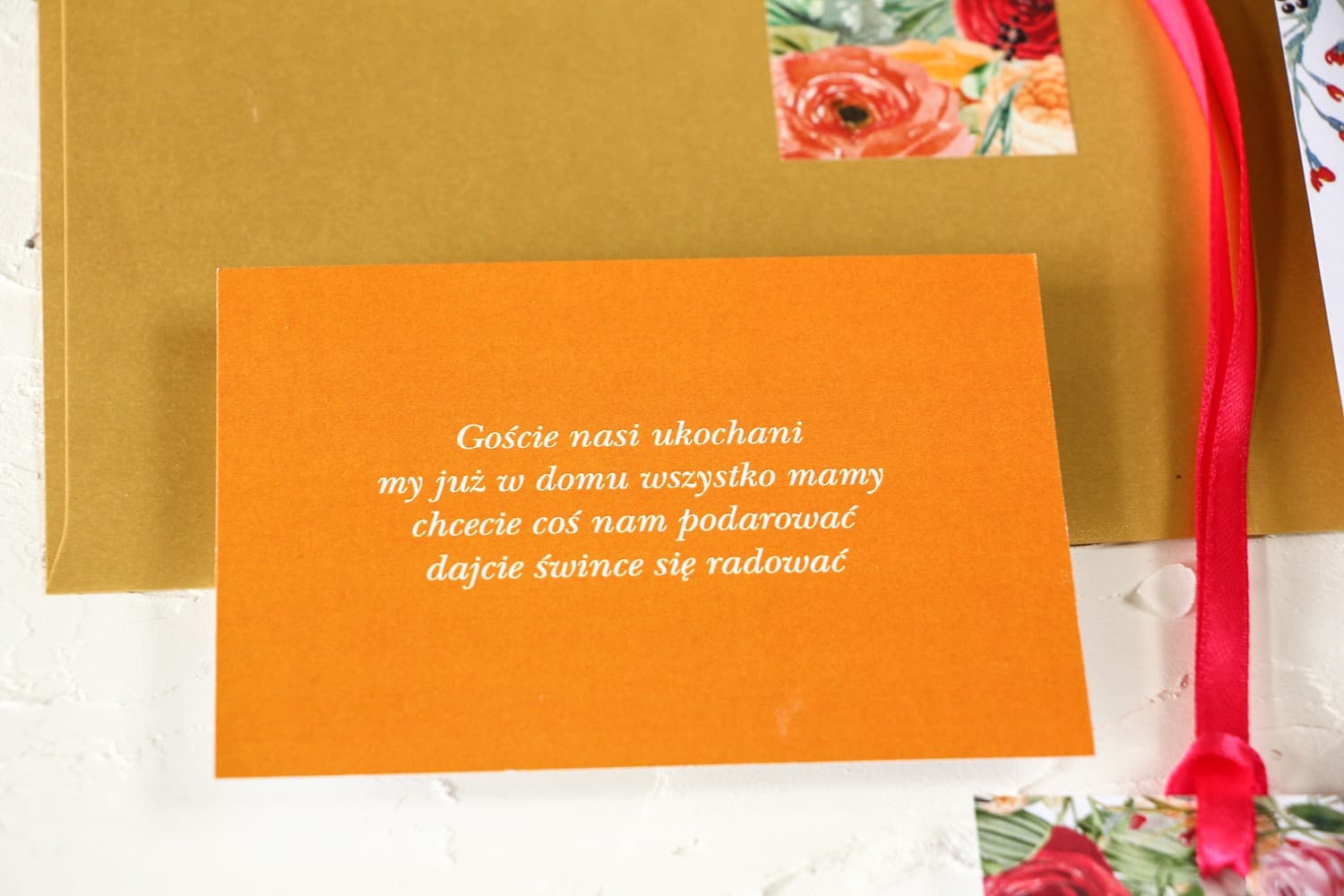 Encart floral orange pour invitation de mariage Wenis N° 2 Carton d'invitation avec fleurs oranges et texte personnalisé Wenis N° 2