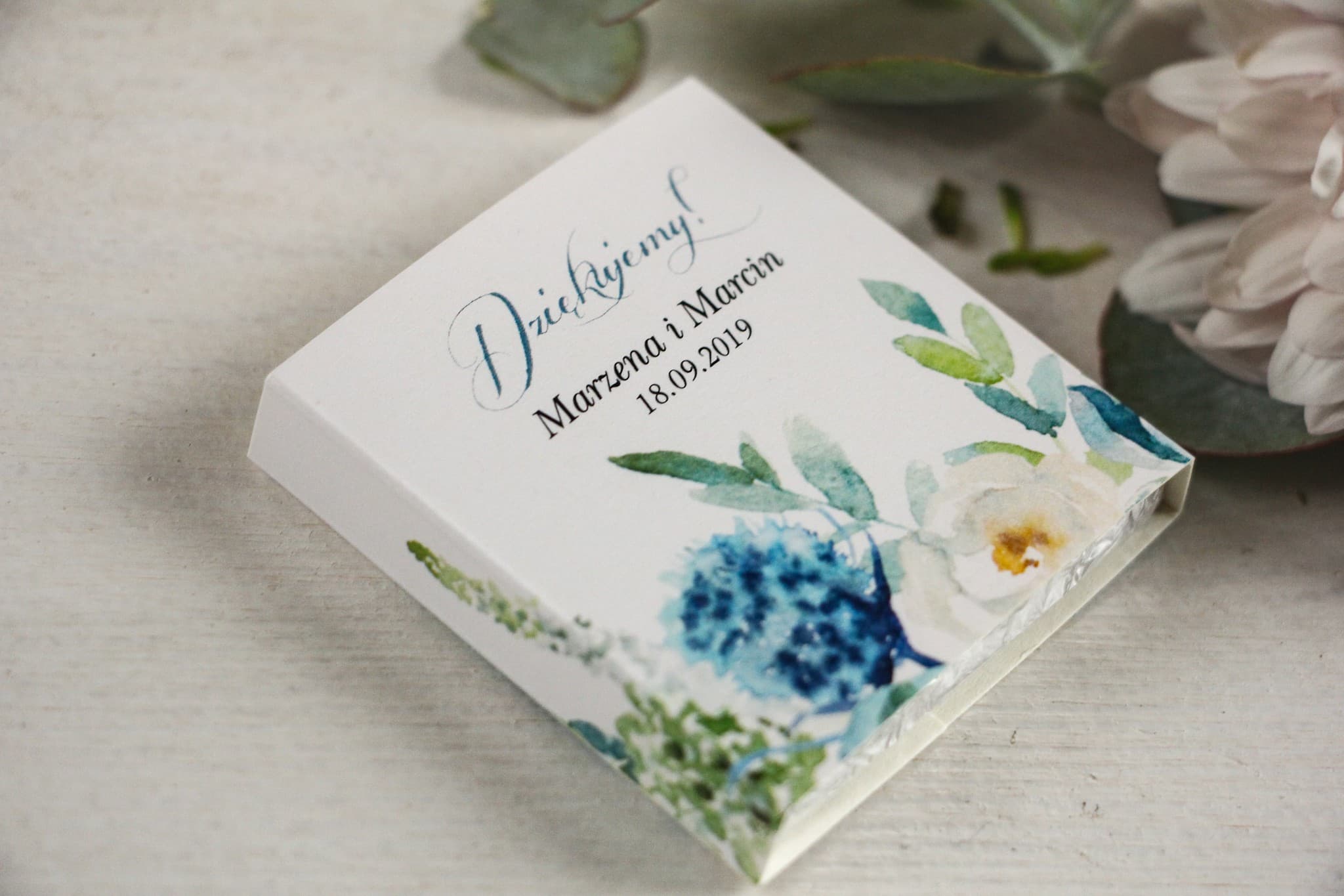 Chocolatinas de Boda Personalizadas Rosas Blancas | Dulces Detalles para Invitados | Aurum n.º 4