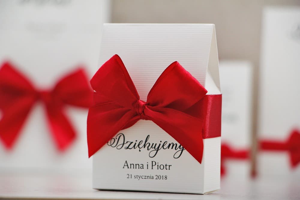 Elegantes cajitas con lazo para dulces | Detalles para invitados de boda | Belisa n.º 2