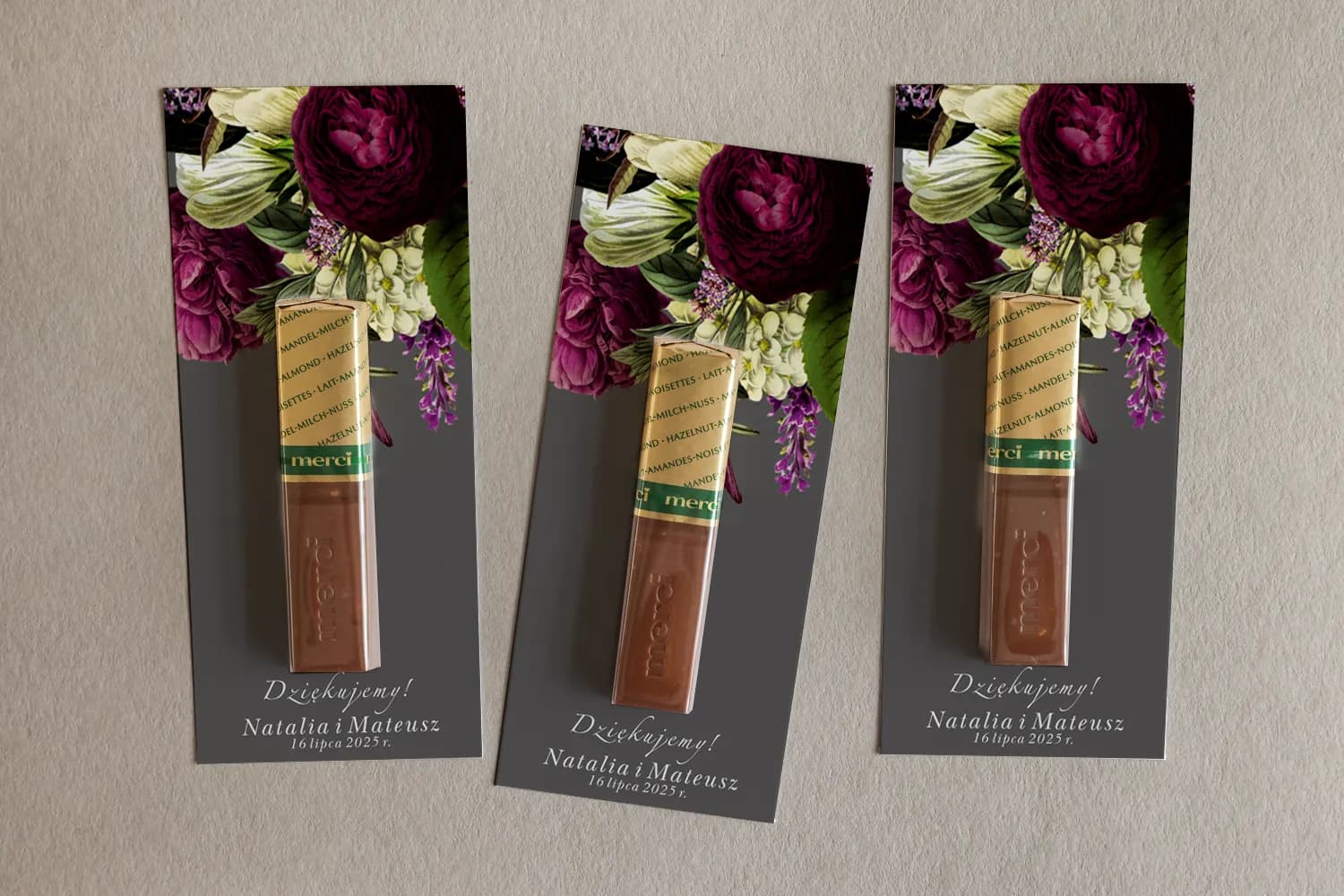 Detalles Merci, flores violetas sobre fondo oscuro | Regalos personalizados para invitados | Etéreo n.º 2