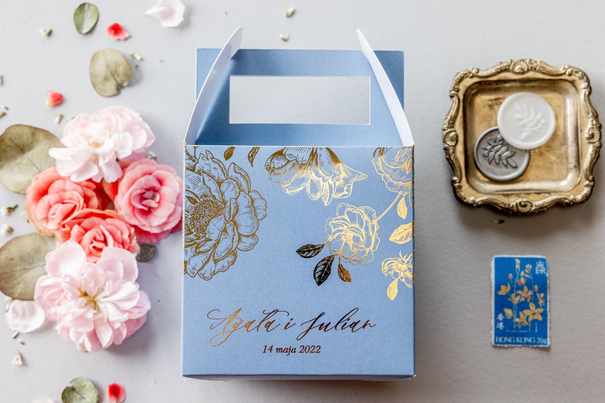 Dusty Blue Wedding Cake Boxes with Gold Flowers | Sweet Treat Packaging | Onyx No. 2