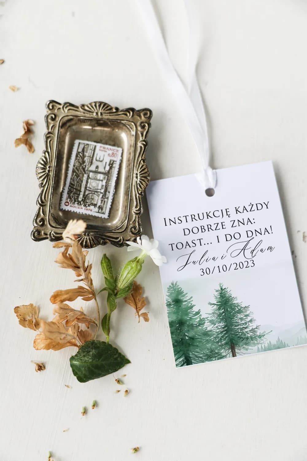 Misty Forest Wedding Alcohol Tags in Green | Wedding Bottle Labels | Impresja No. 8