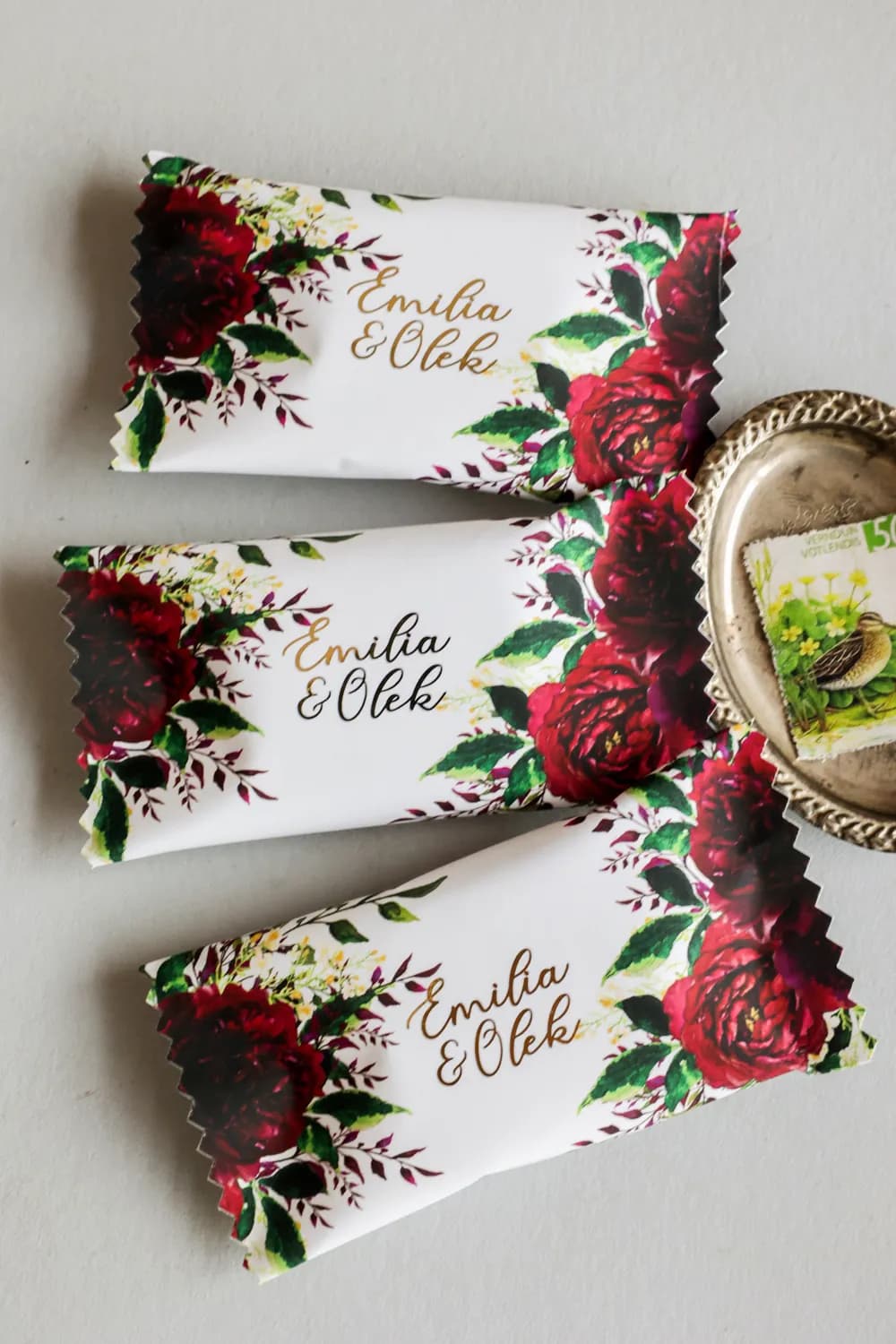 Wedding Favour Fudge with Red Peonies and Gold Foiling Rubin No. 3