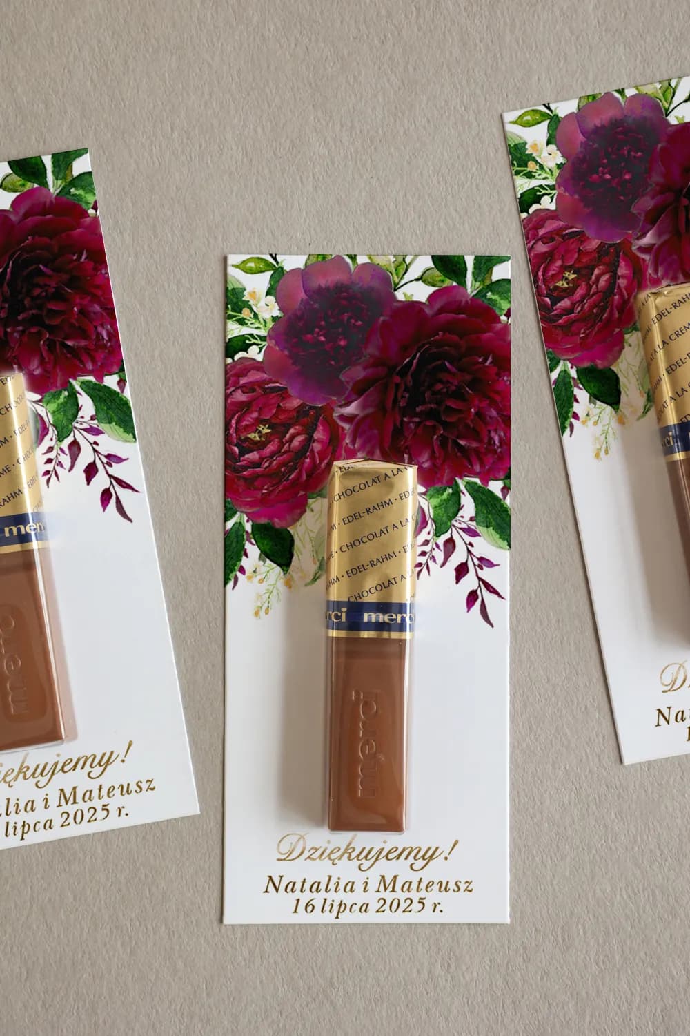 Gastgeschenke Merci bordauxrote Rosen und Goldfolie - Rubin Nr. 3