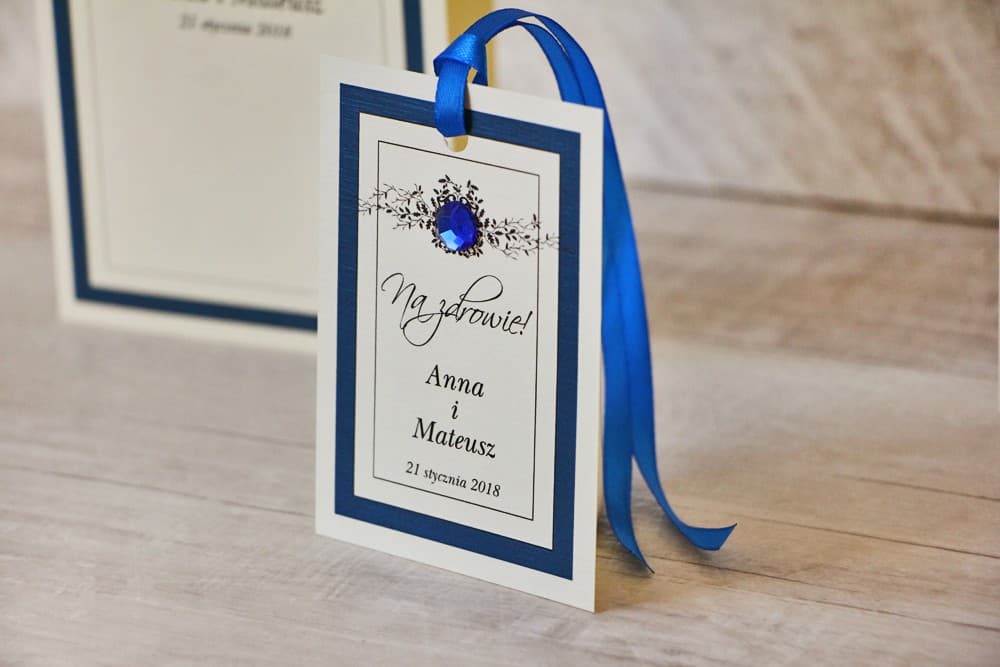 Elegantes etiquetas para botellas con encaje, circonita y cinta | Etiquetas personalizadas para vodka de boda | Z Koronką nº 2