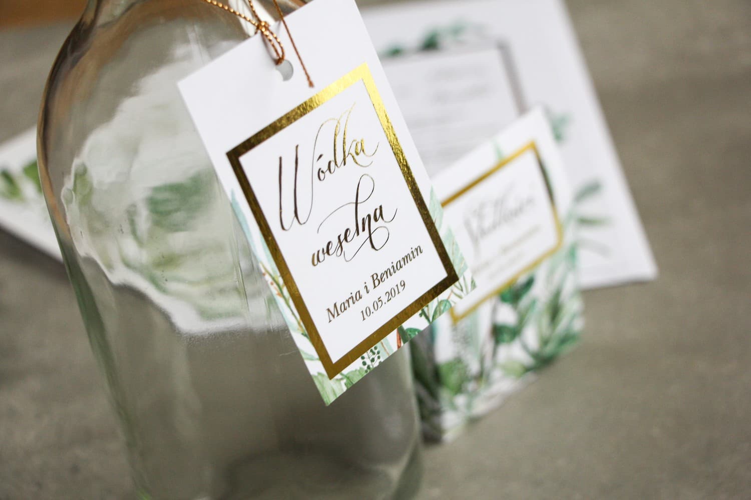 Etiquetas Doradas para Vodka Greenery | Elegantes Etiquetas para Alcohol de Boda | Flores nº 3