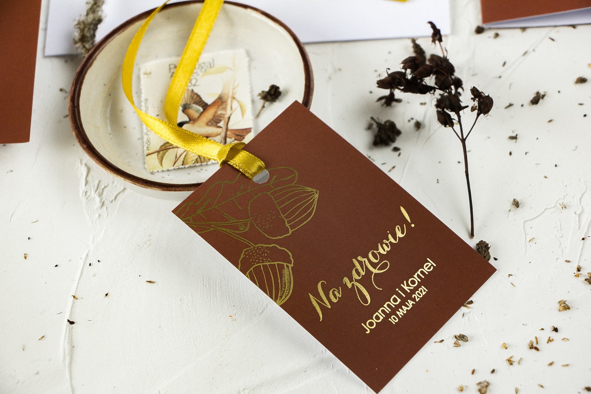 Étiquettes de Bouteille Dorées avec Glands | Décorations pour Alcool de Mariage | Pattern n° 1