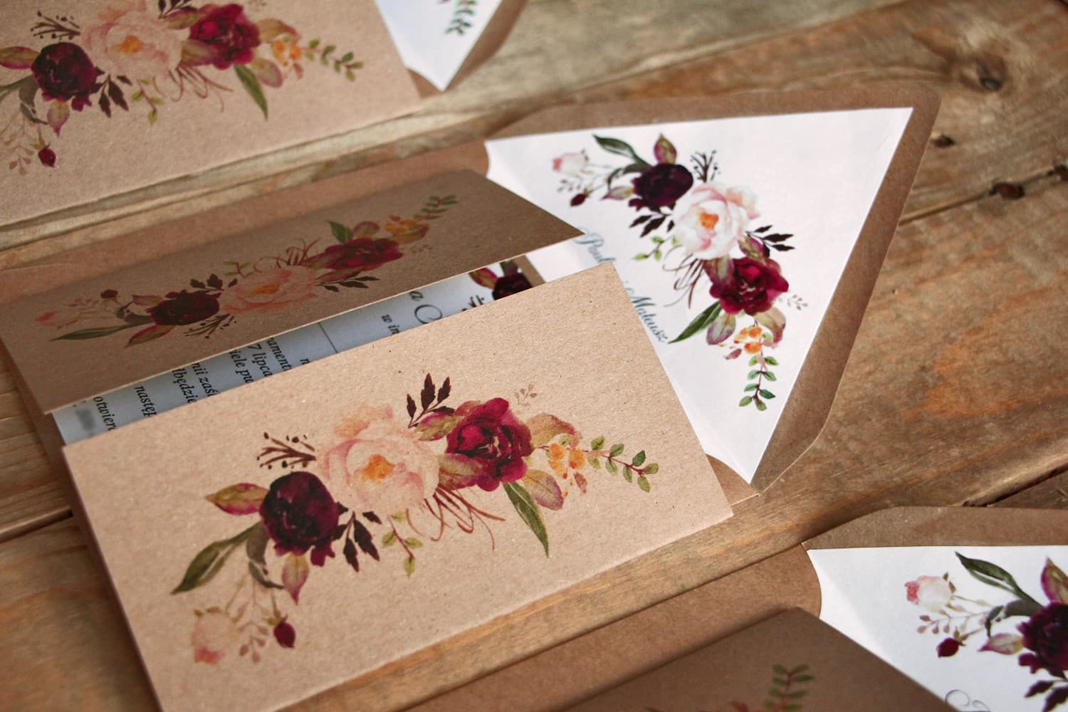 Faire-part de mariage rustique pivoines bourgogne Faire-part de mariage rustique Fruits des Bois n° 9 pivoines de bourgogne Amelia Wedding