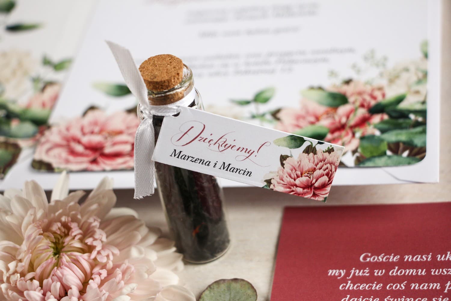 Eleganti Ringraziamenti per Ospiti con Tè e Peonie | Fiale per Matrimonio | Aurum nr 2