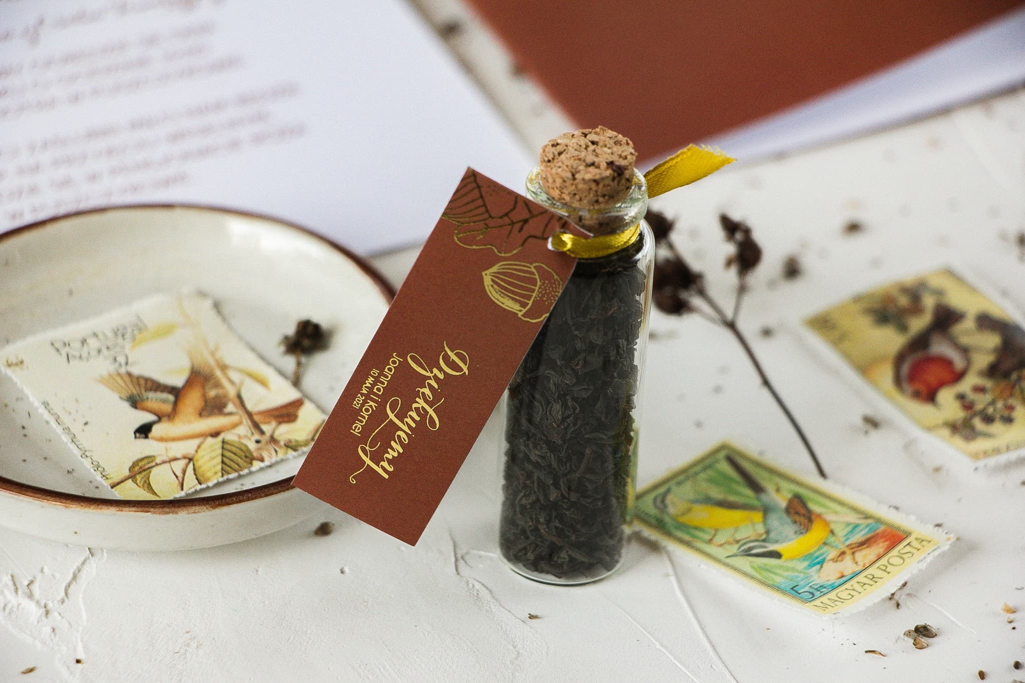 Cadeaux invités avec thé et motif de glands dorés Design n° 1