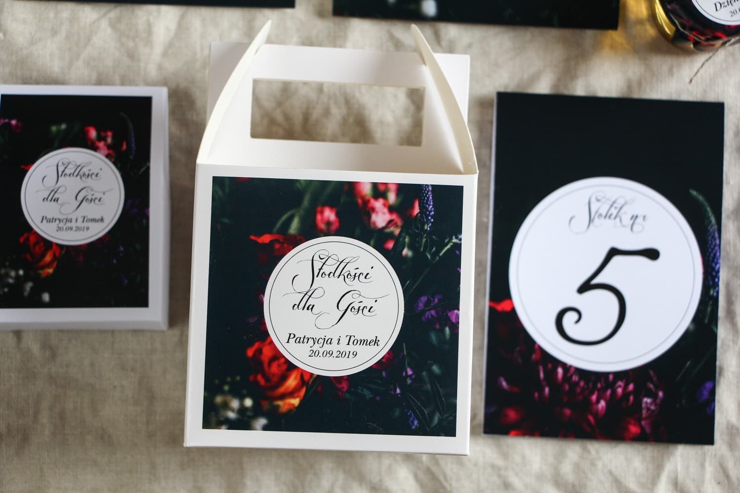 Elegant Wedding Cake Boxes with Flowers, Personalized | Guest Packaging with Handle | Botanic No. 5