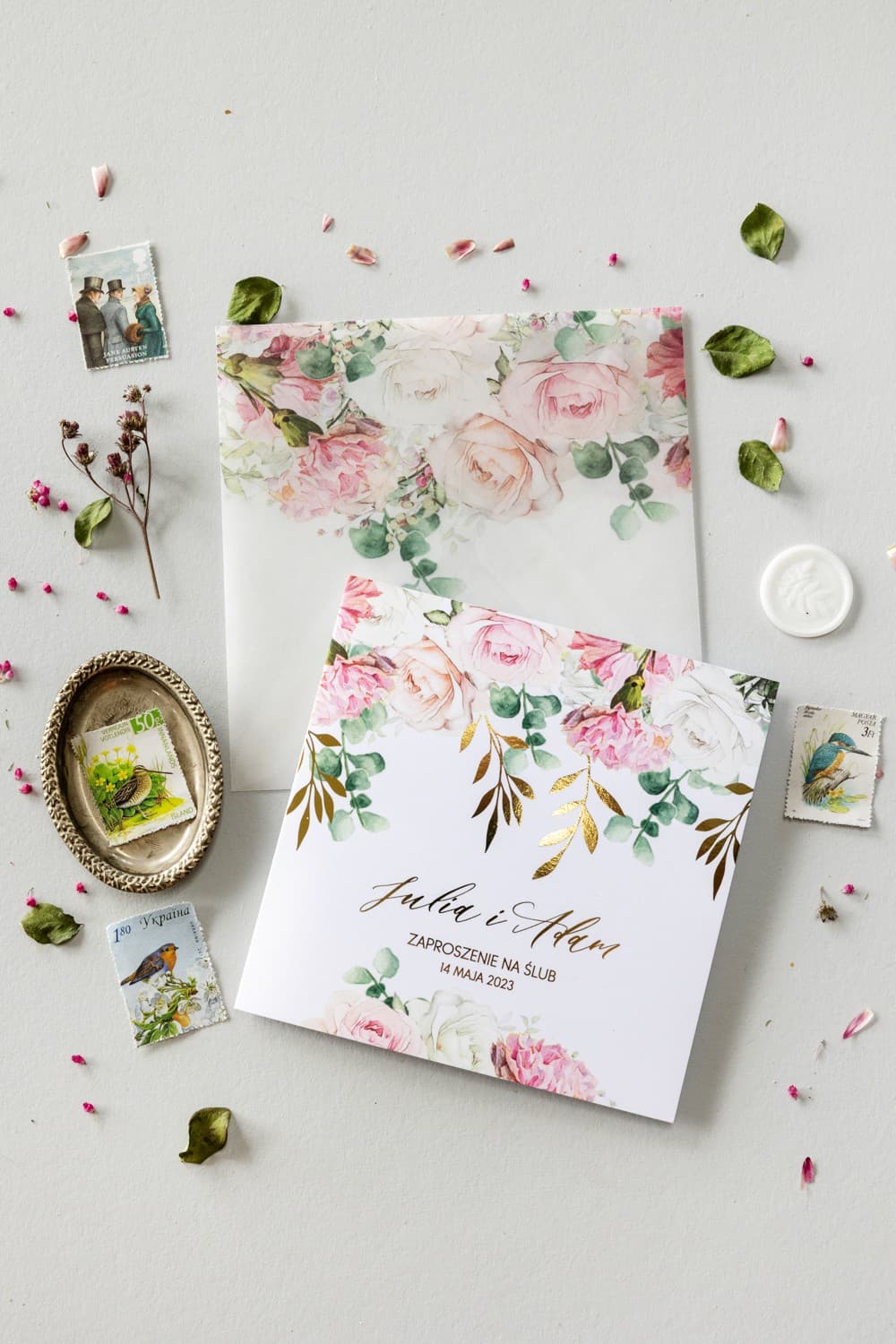 Rubin No. 9 Wedding Invitation – Glamour Style with Roses and Vellum