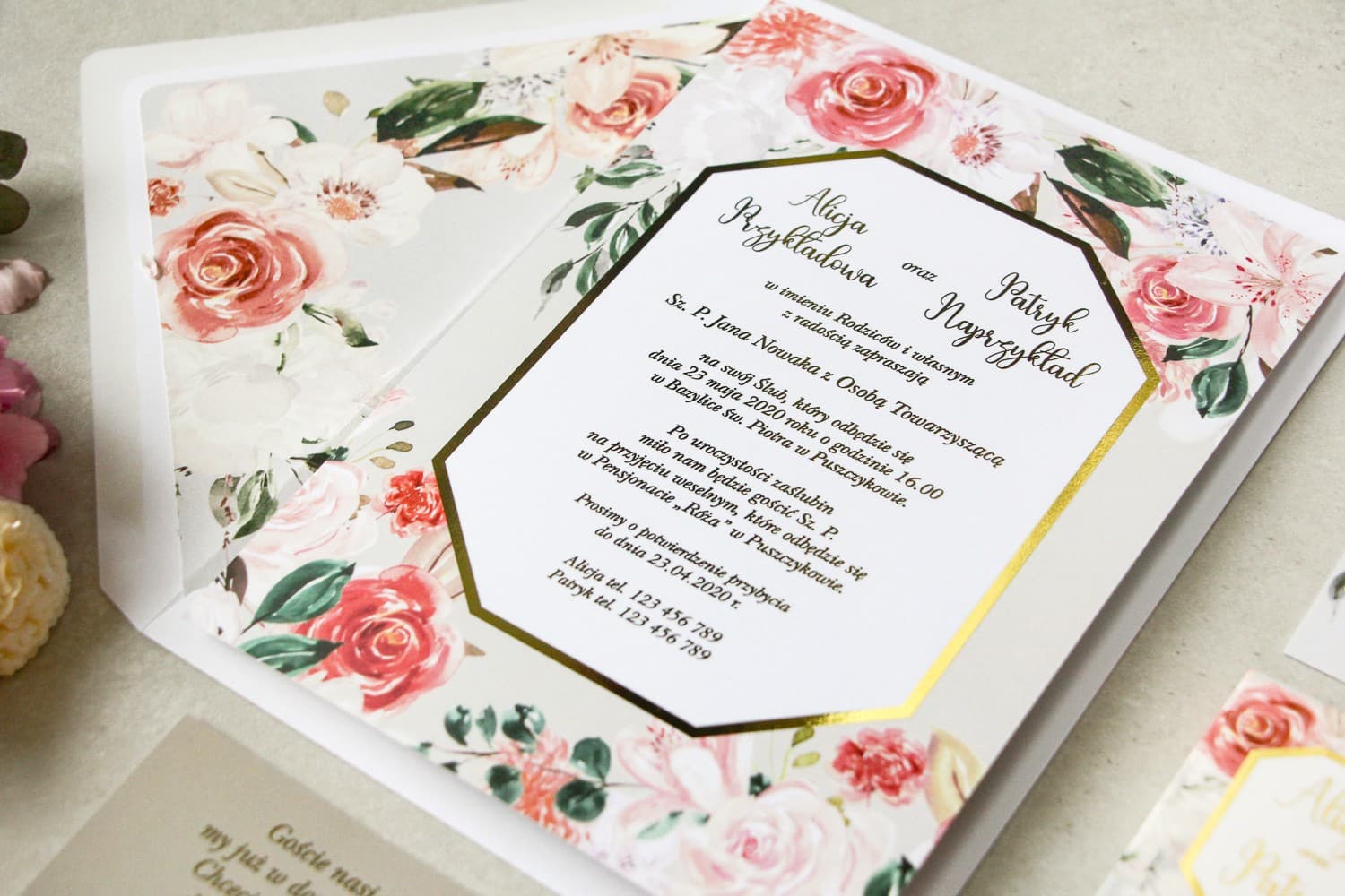 Glamour Hochzeitseinladungen mit Goldfolie und rosa Blumen – Lotus Nr. 1