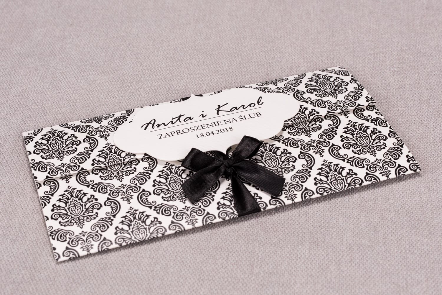 Glamour Wedding Invitations with Black Ribbon and Ornament | Madras No. 1