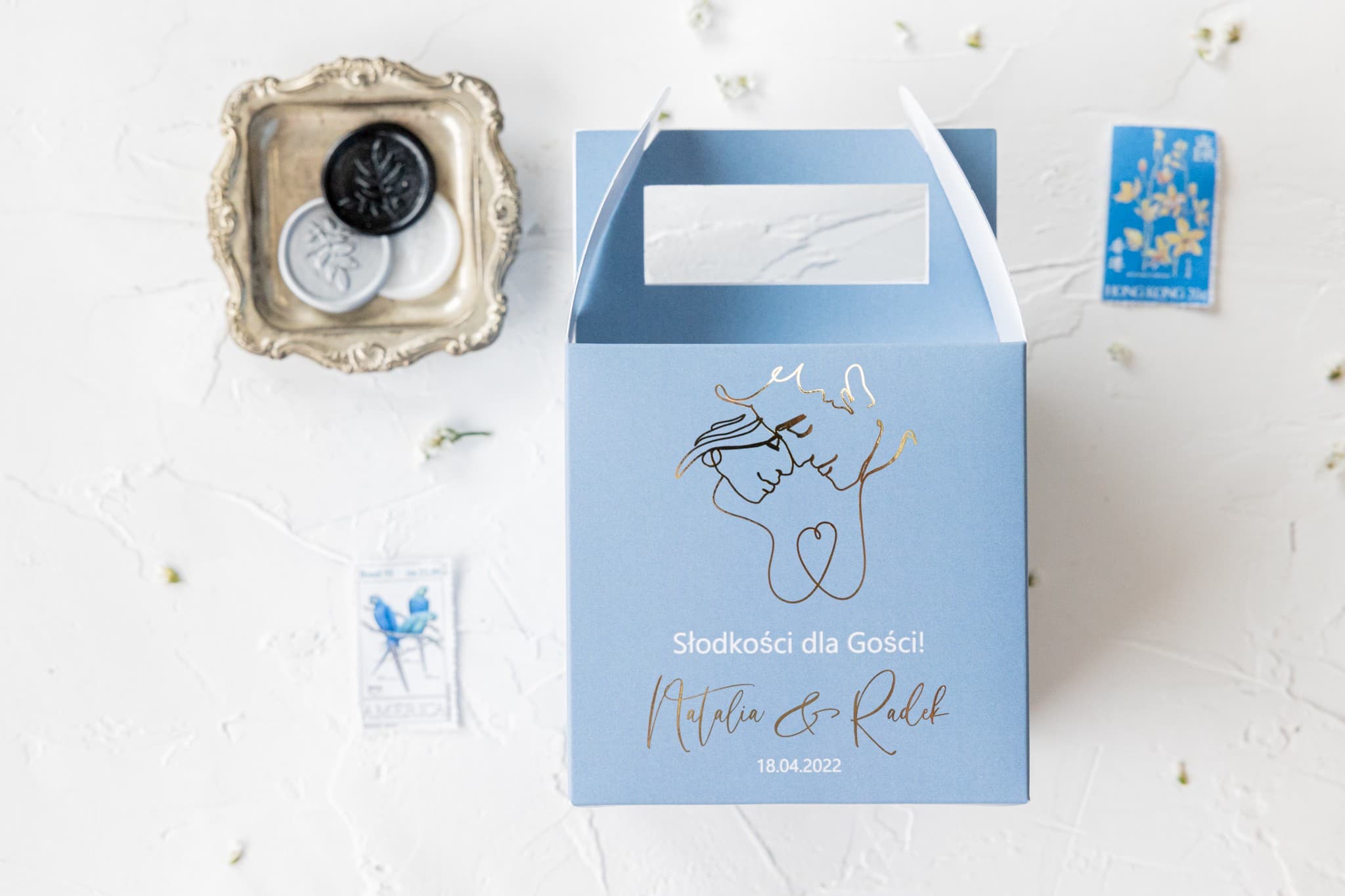 Vergoldete Tortenschachtel Dusty Blue | Elegante Gastgeschenke Verpackung | Jaspis Nr. 4