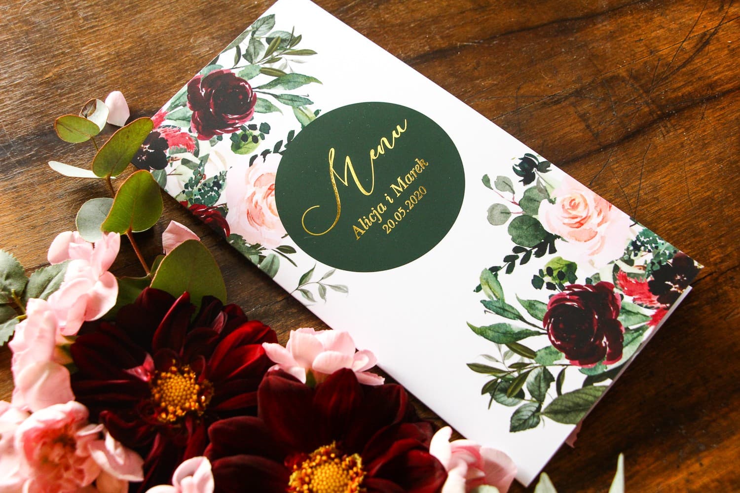 Menükarte Hochzeit Glamour mit Pfingstrosen Burgund | Florale Eleganz | Soreli Nr. 2