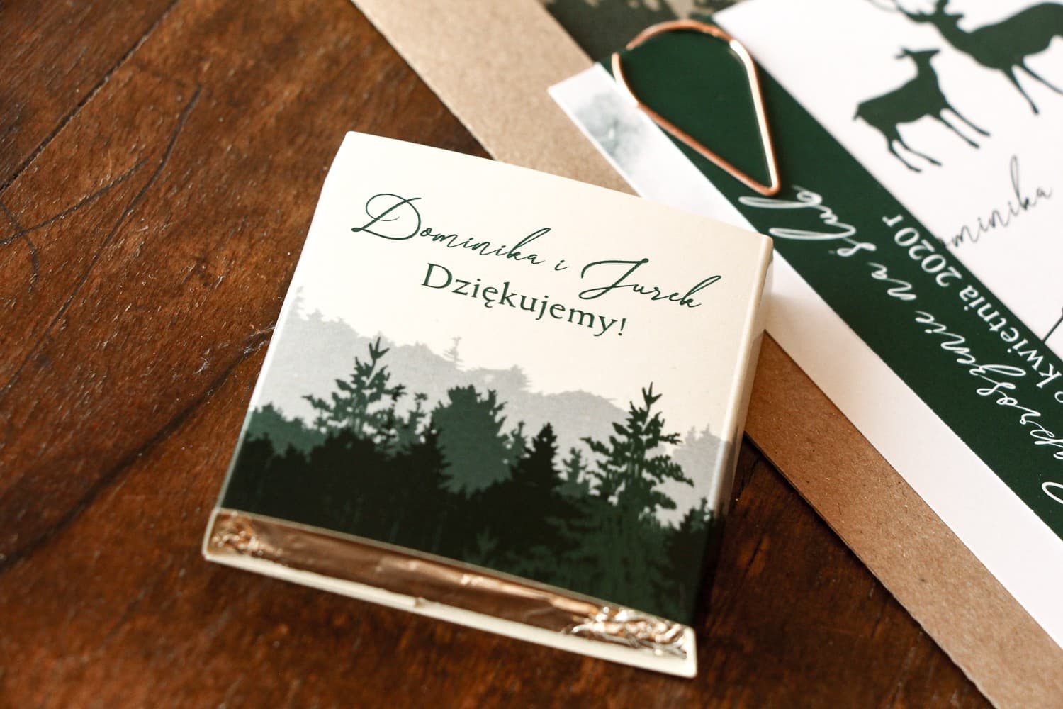 Süße Gastgeschenke, Hochzeitsschokolade mit Waldmotiv | Personalisierte Präsente | Delize Nr. 1