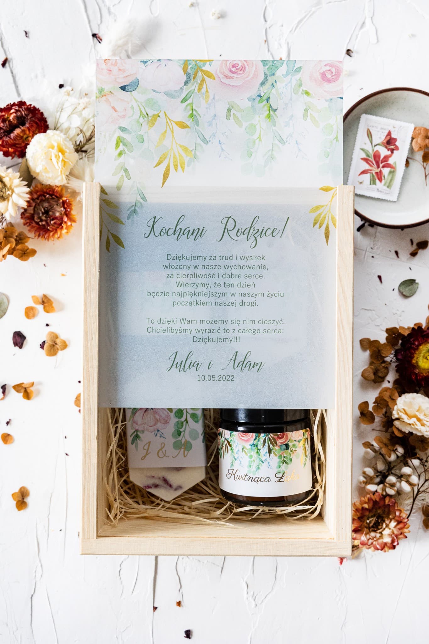 Elegante Holzbox mit Sojakerzen, Personalisiertes Geschenk | Dankeschön für Eltern zur Hochzeit | Rubin Nr. 9