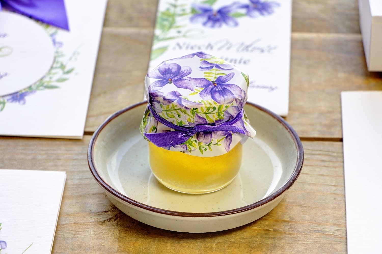 Polish Honey Jar Painted Flowers No. 11 – Sweet Wedding Favours with Pansies