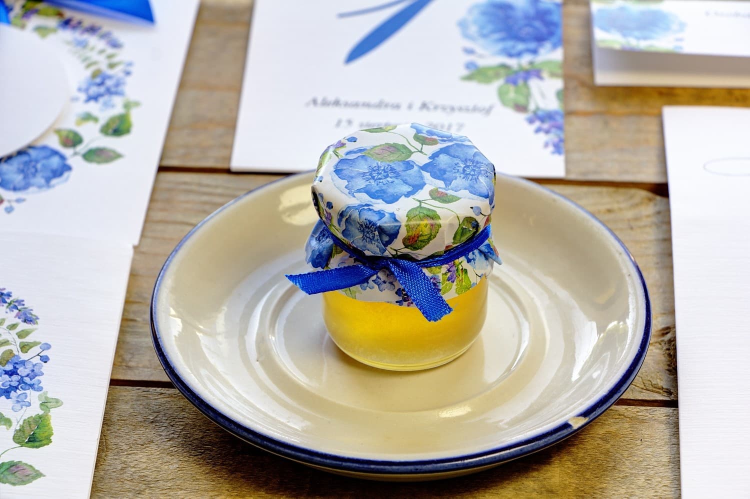 Polish Honey Jar Painted Flowers No. 13 – Sweet Wedding Favours with Cornflowers