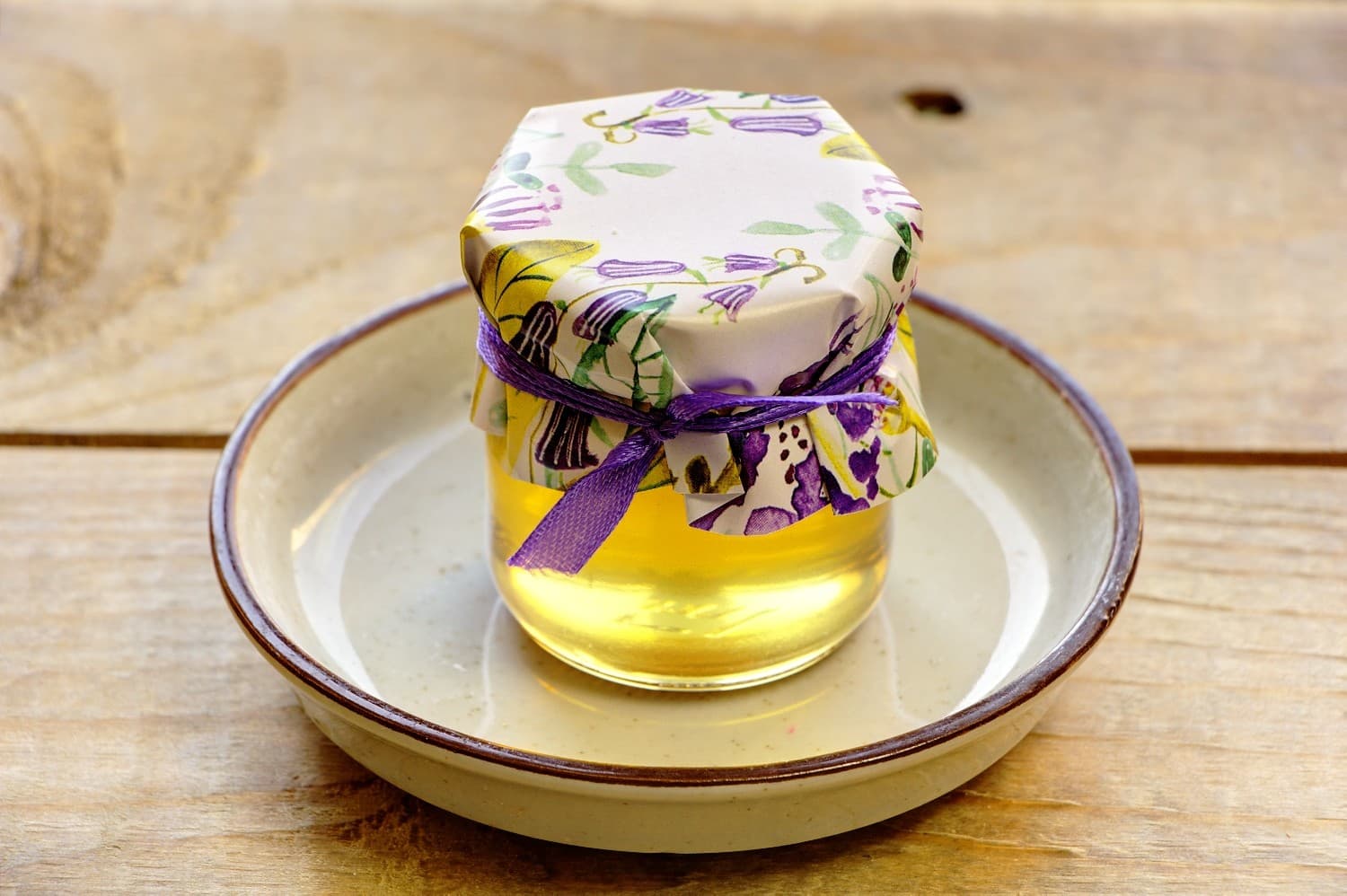 Polish Honey Jar Painted Flowers No. 22 – Sweet Wedding Favor with Purple Meadow Motif