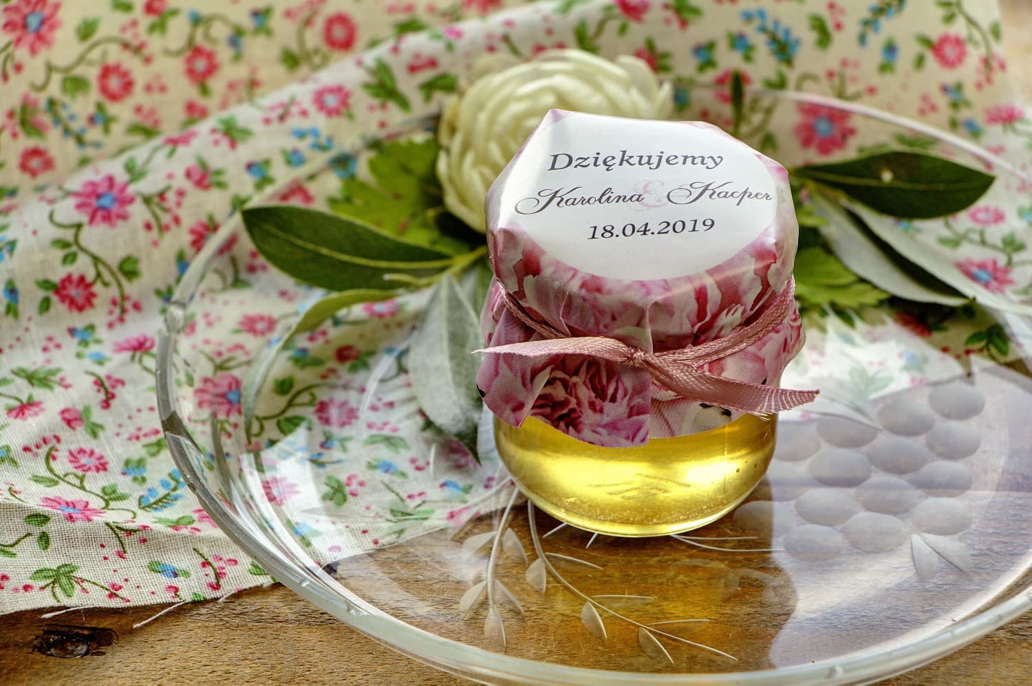 Süße Gastgeschenke für die Hochzeit, Honiggläschen Aquarell Nr. 21 mit Nelken