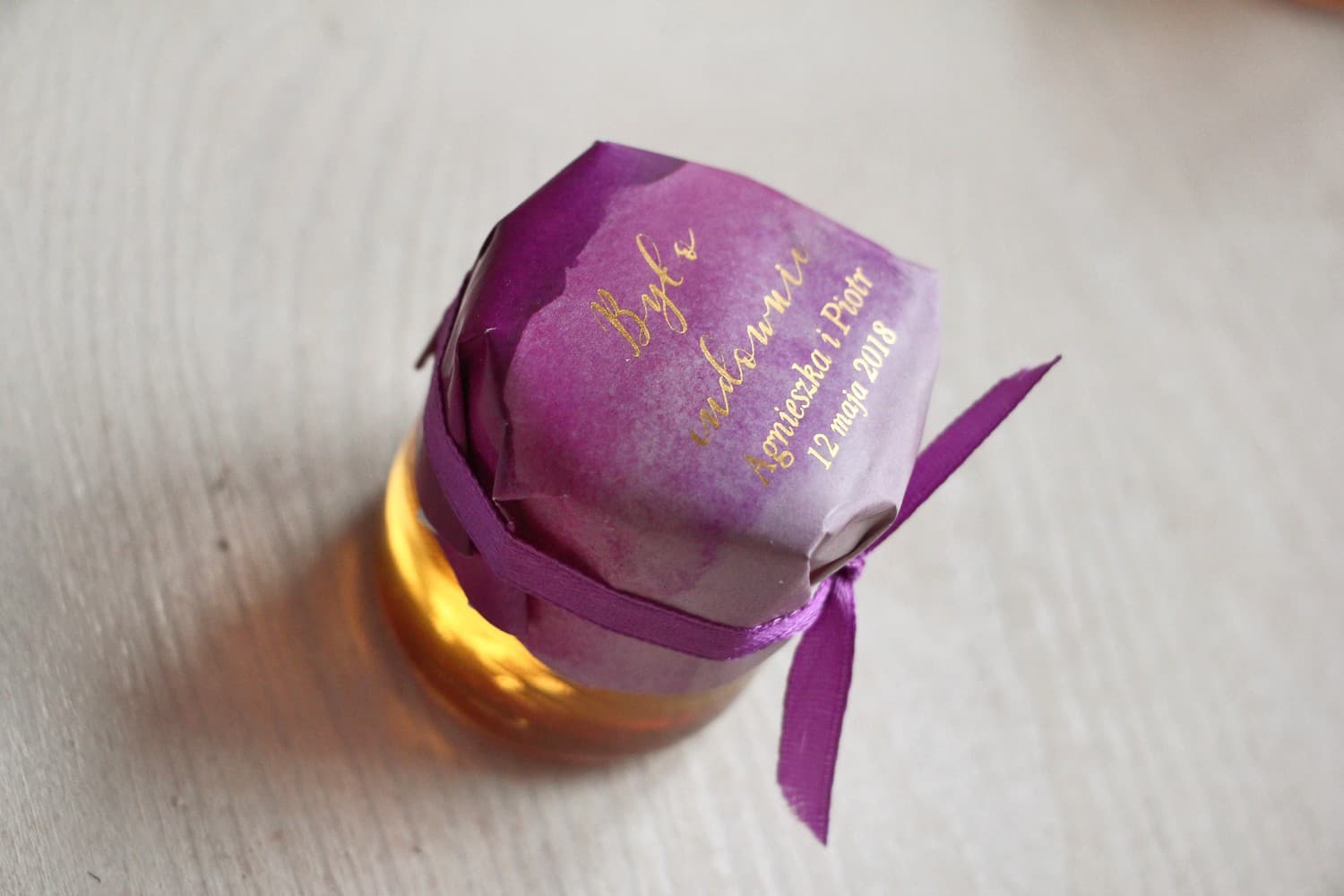 Honig im Glas Delfina Nr. 2 – Elegantes Dankeschön mit violetter Vergoldung