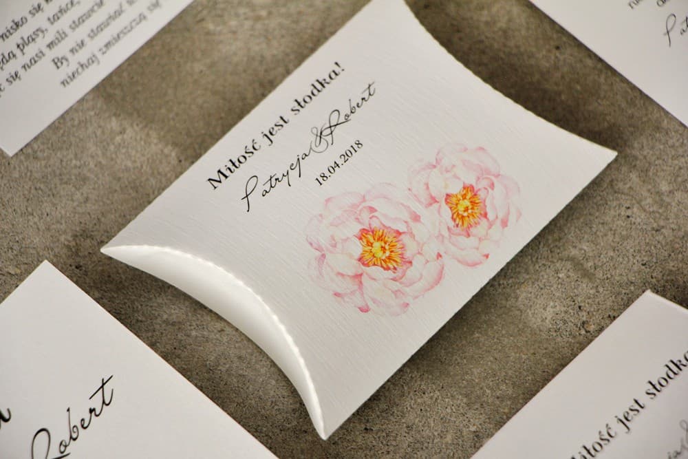 Salbeigrüne Kissenverpackung mit Süßigkeiten | Gastgeschenke zur Hochzeit, personalisierte Präsente | Salbeigrün Nr. 4