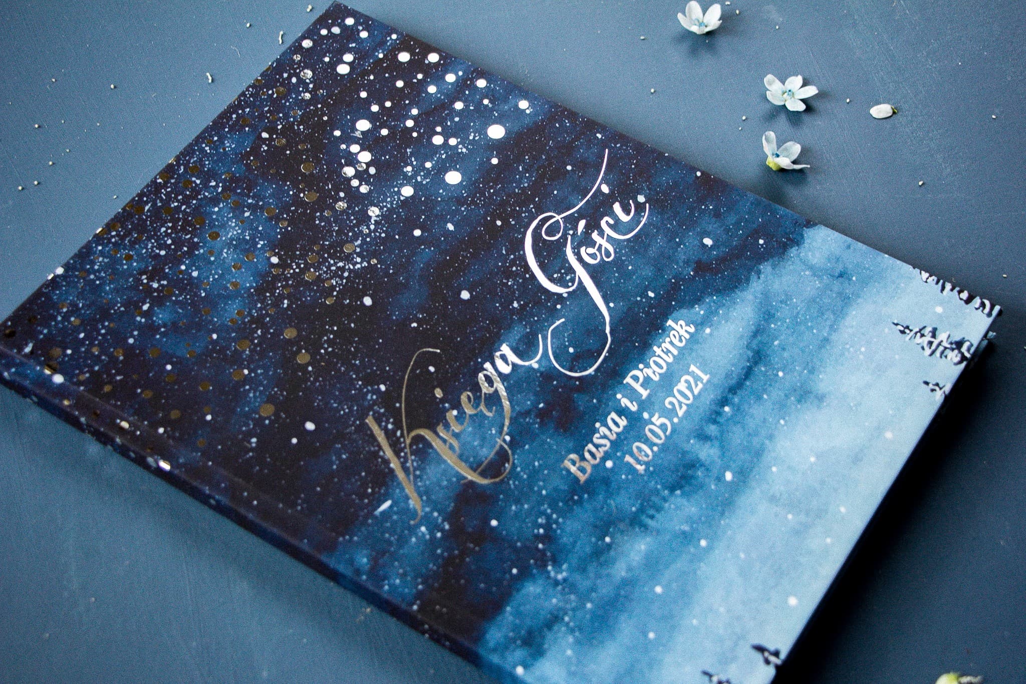 Libro de Visitas Galaxia Azul Marino con Dorado | Elegante Álbum de Firmas para Boda | Pastelowe Nr 6