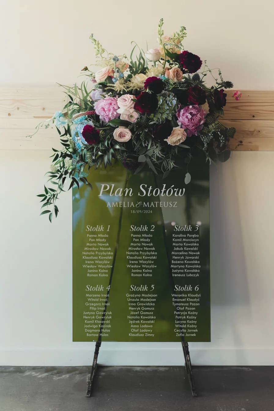 Luxury Acrylic Wedding Seating Chart | Transparent Guest Table Plan | Avril No. 11