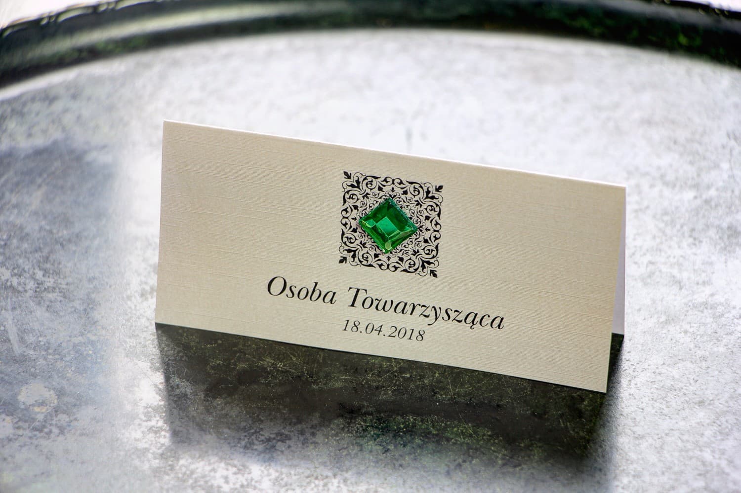 Marcasitios de Boda Brenet n.º 3 – Tarjetas de Mesa Estilo Glamour con Cristal