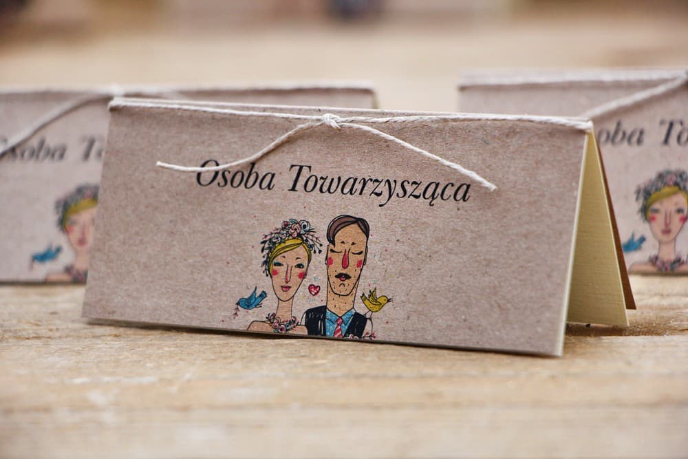 Marcasitios de Boda Presto – Tarjetas de Mesa Rústicas con Dibujo de Novios