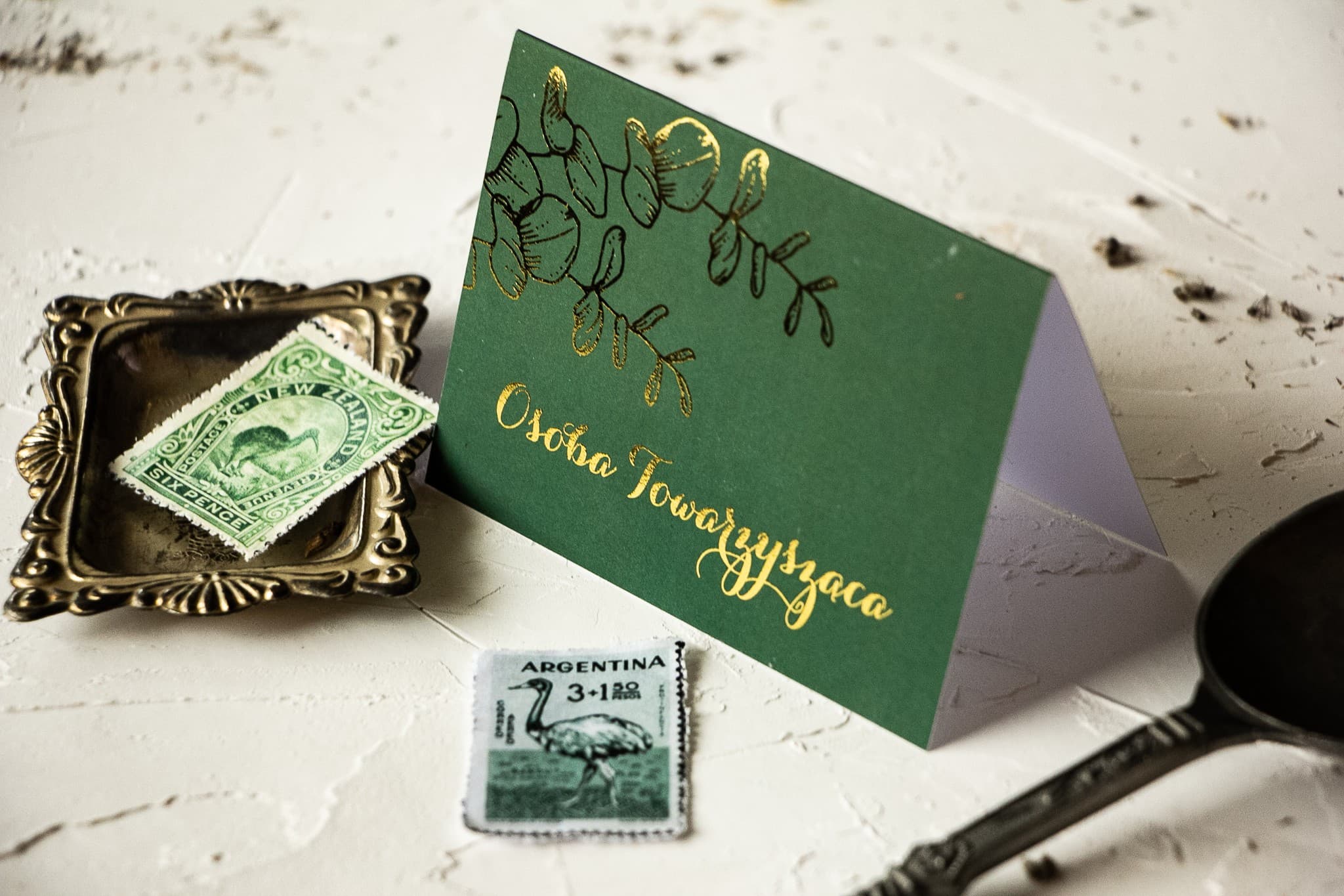 Marque-places de Mariage Pattern n° 2 – Cartes de Table Dorées avec Eucalyptus