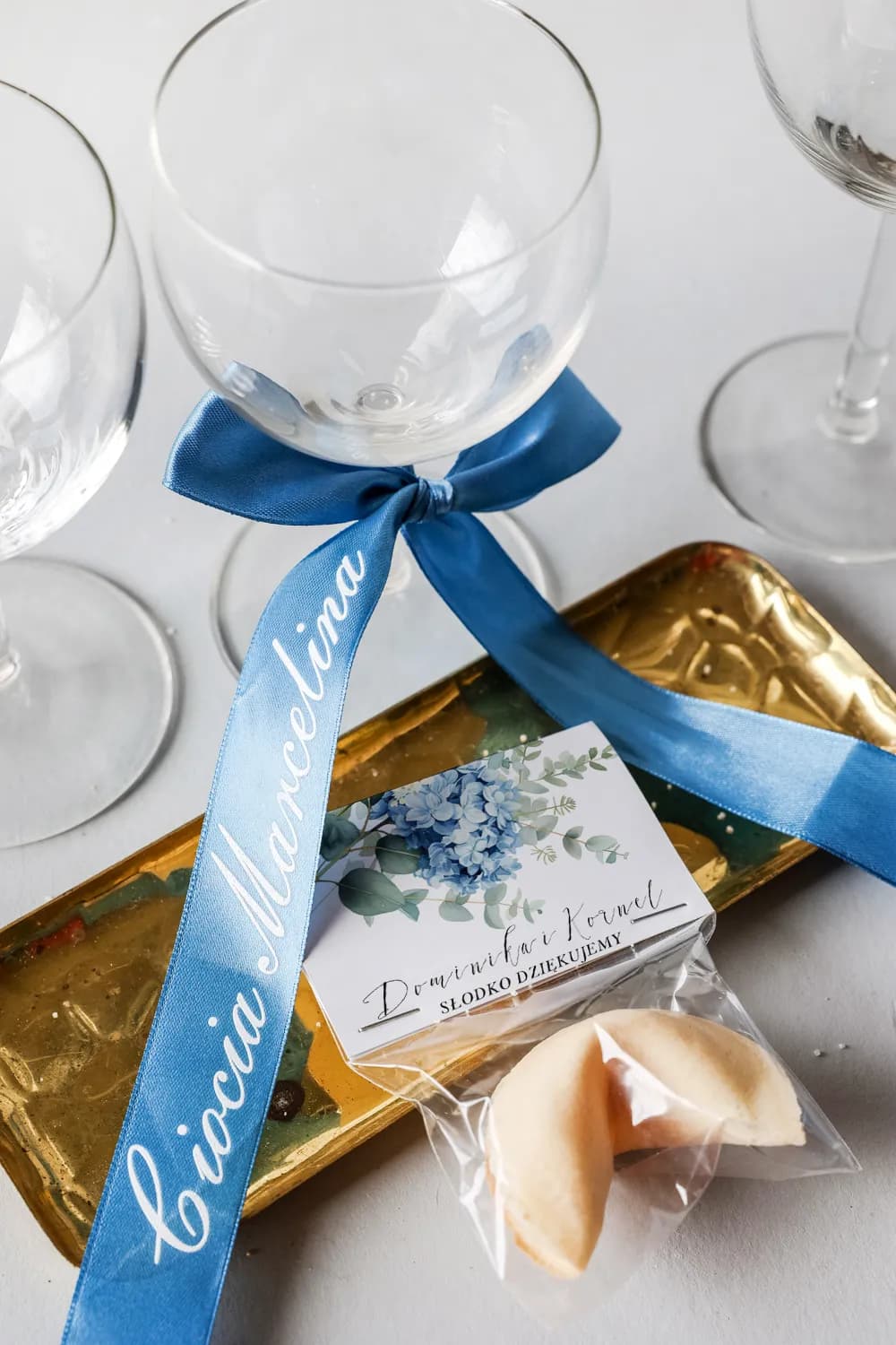 Marque-place ruban satin navy blue Marque-places mariage sur ruban bleu marine avec impression blanche