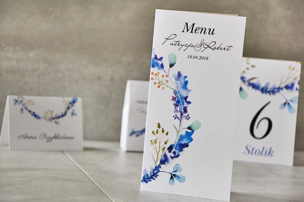 Menu de mariage hivernal bleu Menu de mariage, mariage, table de fête - Pistacjowe n° 7 - Branches hivernales bleu ciel