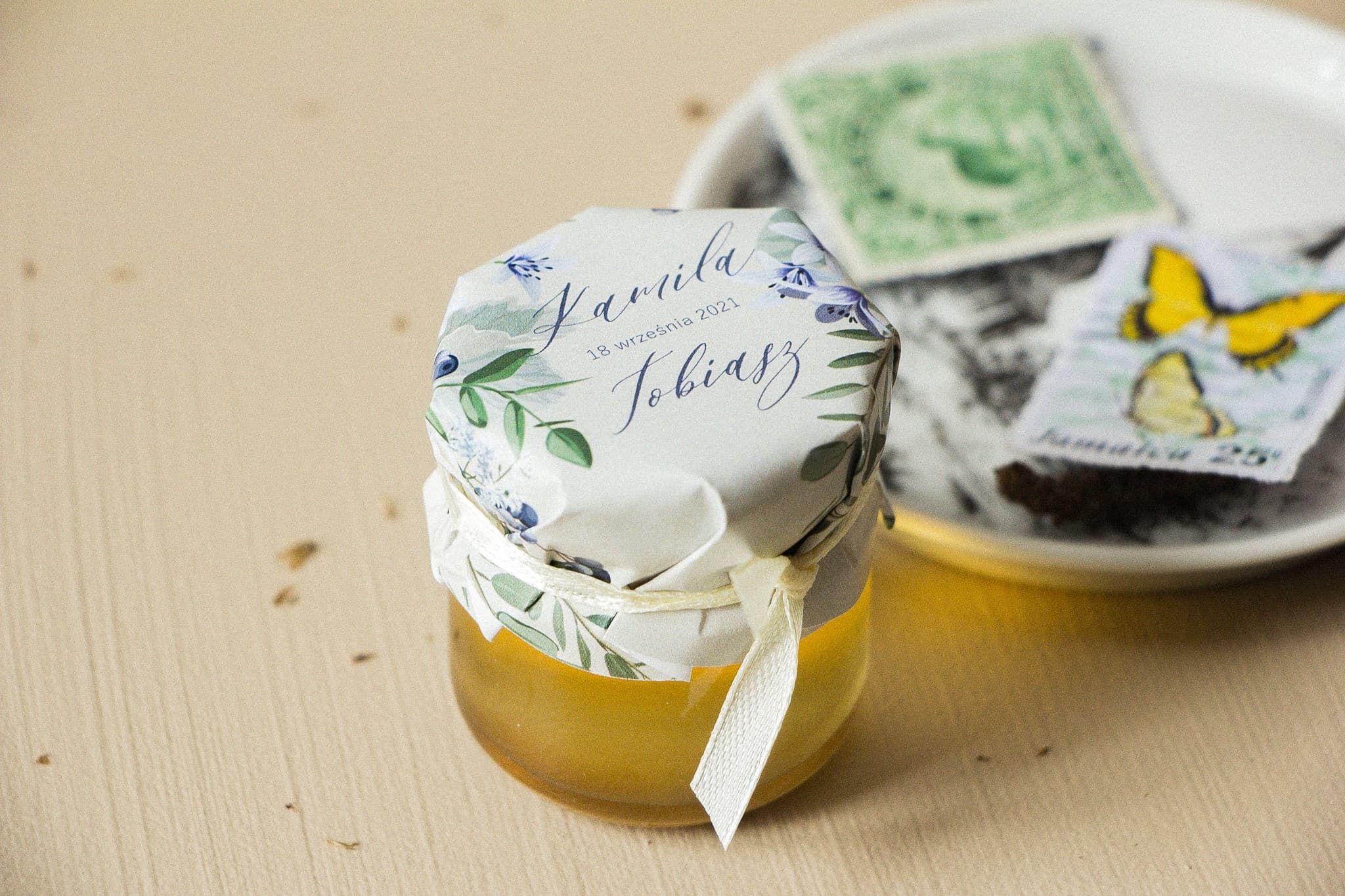 Miele Nuziale Opal n. 7 – Dolce Bomboniera con Anemoni Bianchi