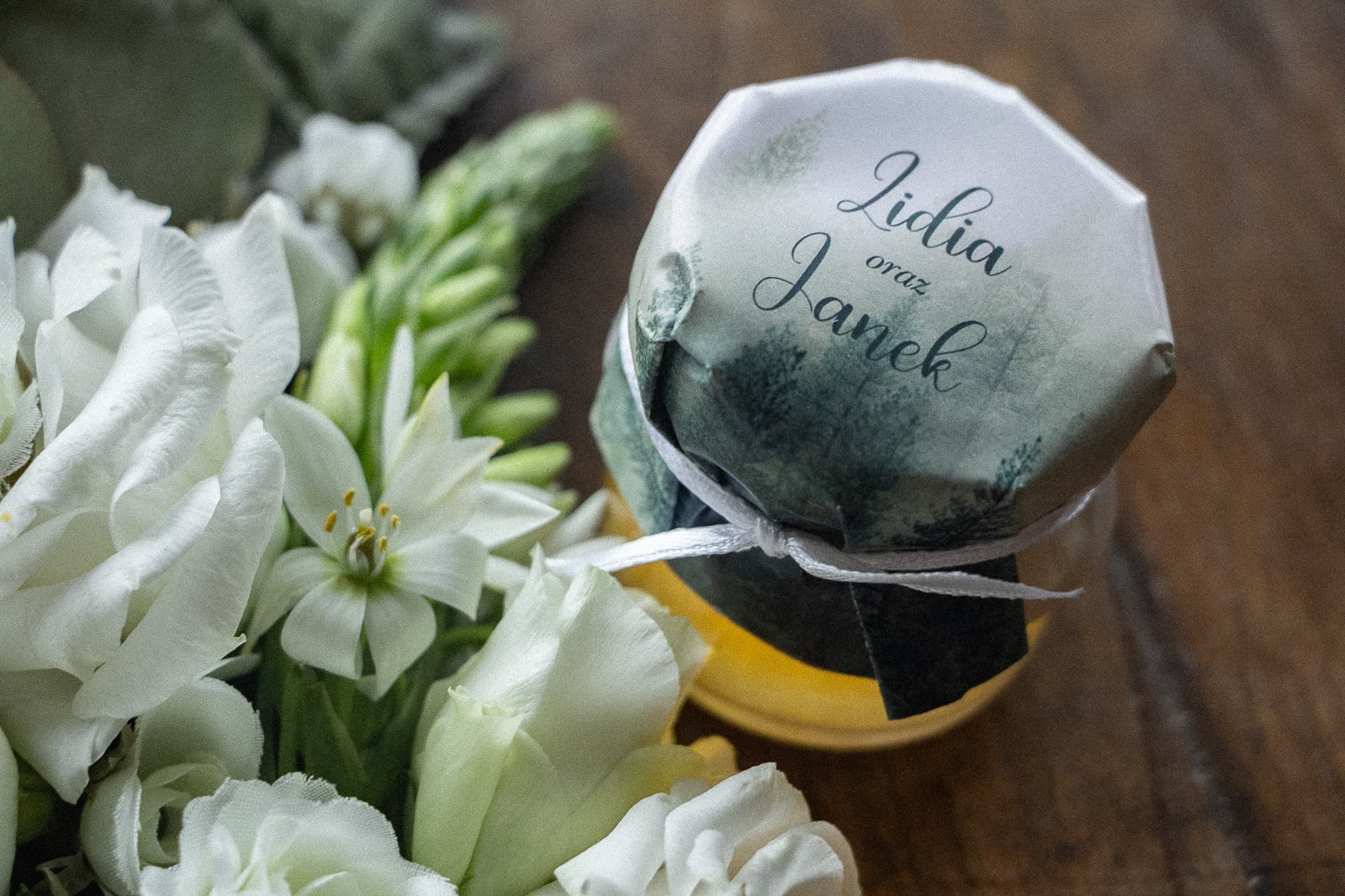 Miele Polacco in Vasetto Eteriche n. 6 – Regalo Naturale con Motivo Boschivo